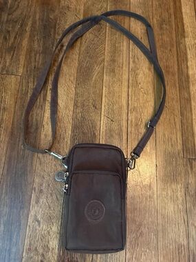 Unisex Water Resistant Brown Leather Crossbody Phone Bag - Casual Travel Pouch